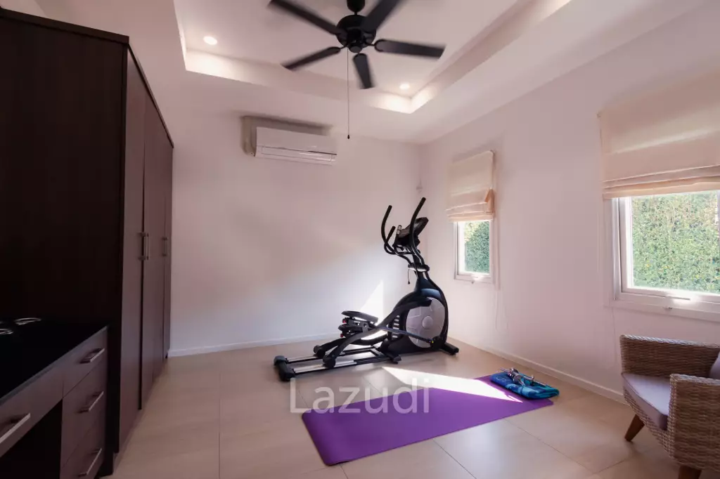 THE VIEWS HUA HIN  : 4 bed pool villa with outstanding Views