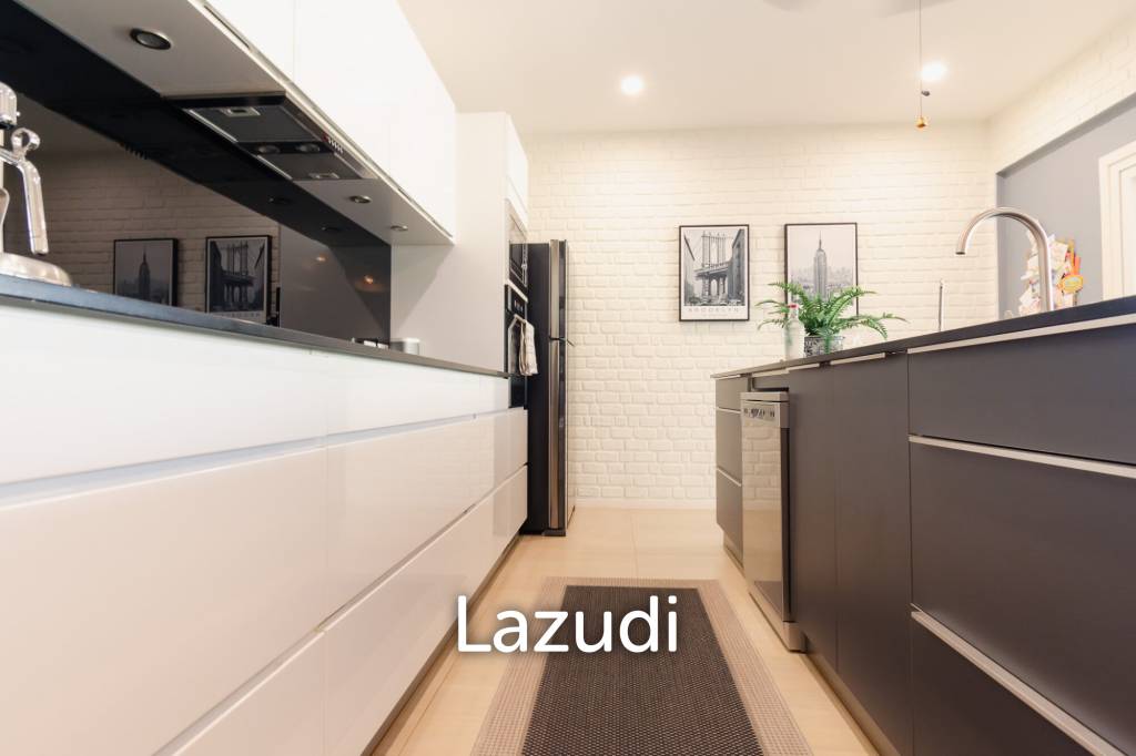 THE VIEWS HUA HIN  : 4 bed pool villa with outstanding Views