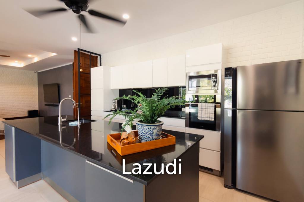 THE VIEWS HUA HIN  : 4 bed pool villa with outstanding Views