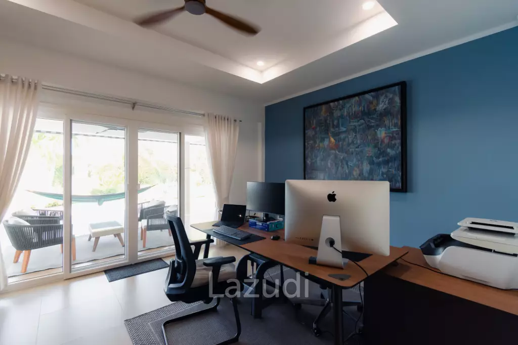THE VIEWS HUA HIN  : 4 bed pool villa with outstanding Views