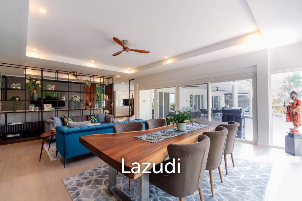 THE VIEWS HUA HIN  : 4 bed pool villa with outstanding Views