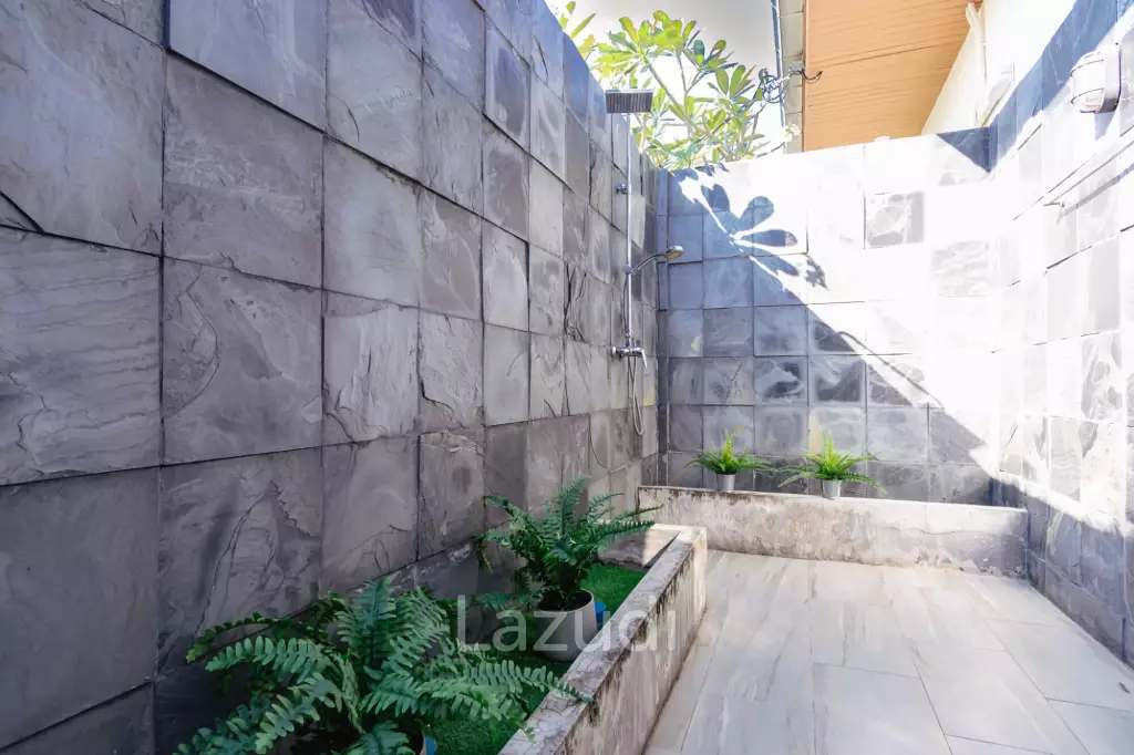 THE VIEWS HUA HIN  : 4 bed pool villa with outstanding Views