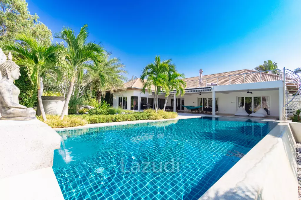 THE VIEWS HUA HIN  : 4 bed pool villa with outstanding Views