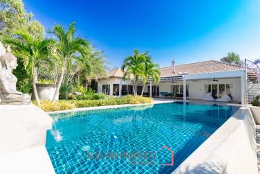 THE VIEWS HUA HIN  : 4 bed pool villa with outstanding Views