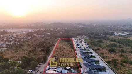 Prime Ultra Luxury Land 8 Rai 2 Ngan for Sale in Thap Tai Hua Hin