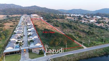 Prime Ultra Luxury Land 8 Rai 2 Ngan for Sale in Thap Tai Hua Hin