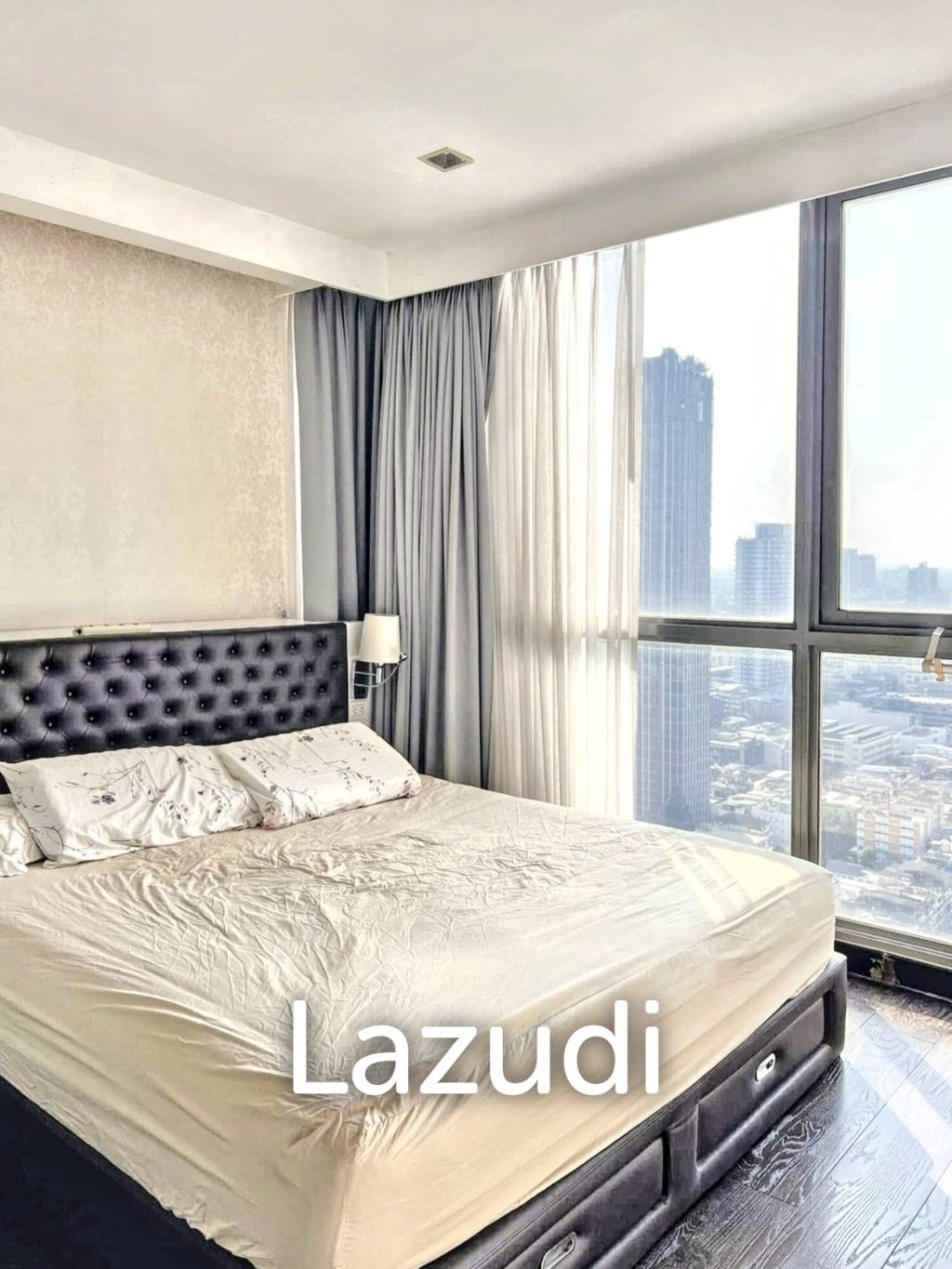 3 Bedroom 3 Bathroom 115 SQ.M Ideo Q Phayathai