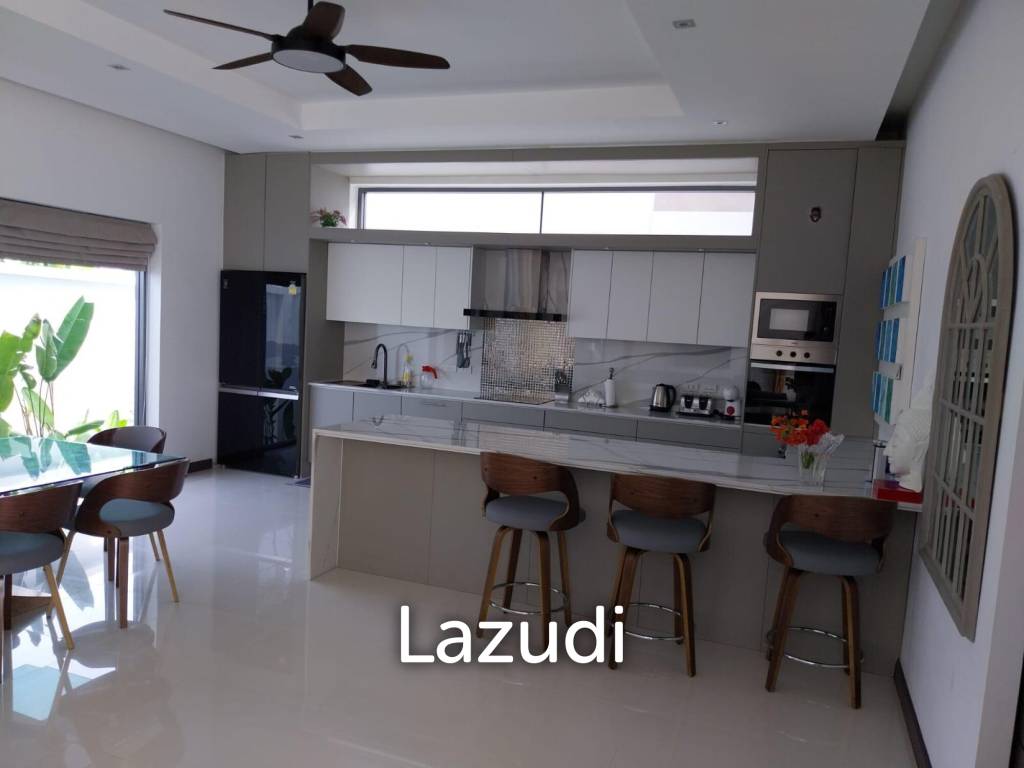 Luxury 4 Bedroom Pool Villa In Rawai