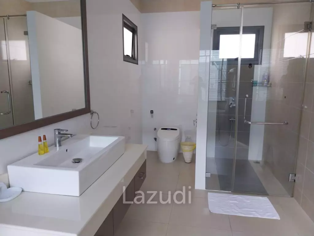 Luxury 4 Bedroom Pool Villa In Rawai