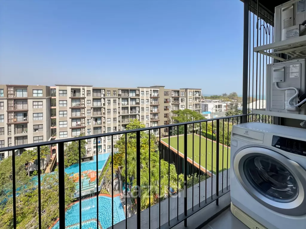 1 Bedroom Condo in La Habana Hua Hin with Pool and Ocean View