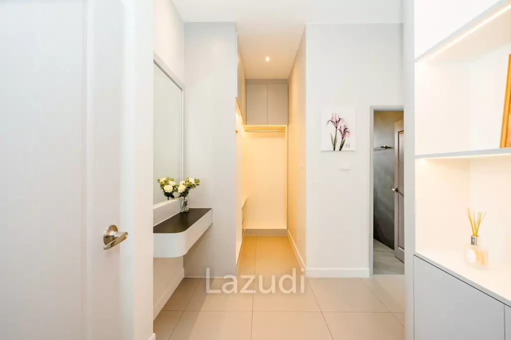 Modern 120 sqm 3-Bed Detached Home in Cha-Am with Courtyard Yard