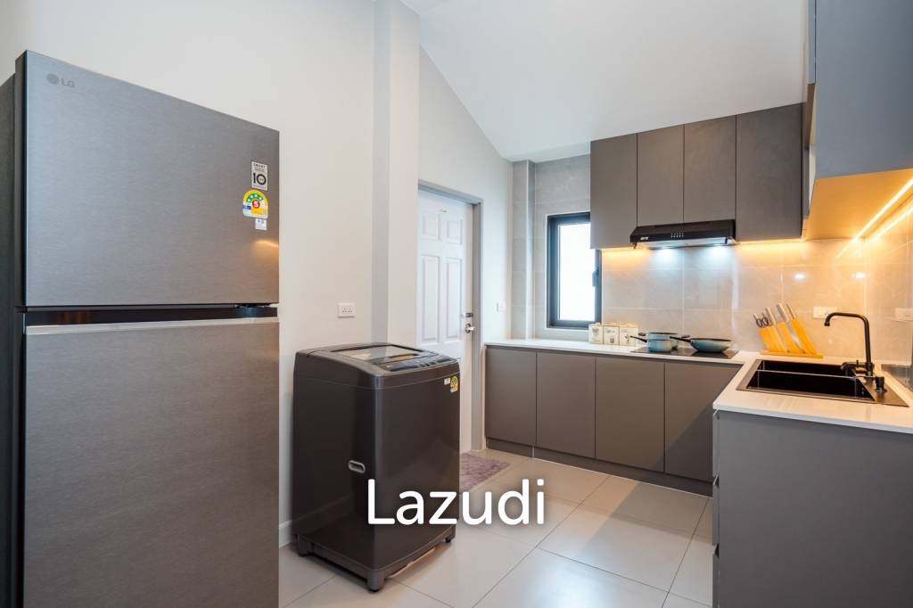 Modern 120 sqm 3-Bed Detached Home in Cha-Am with Courtyard Yard