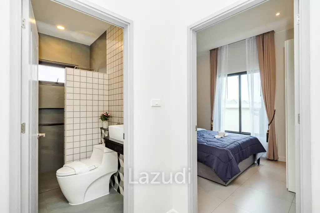 Modern 120 sqm 3-Bed Detached Home in Cha-Am with Courtyard Yard