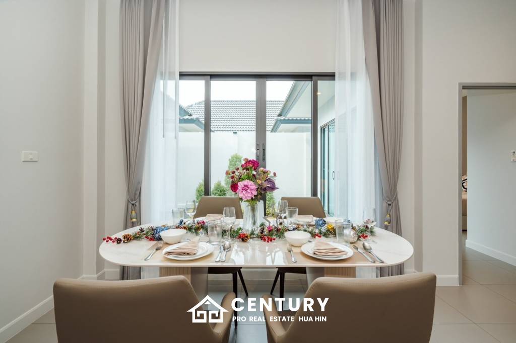 Modern 120 sqm 3-Bed Detached Home in Cha-Am with Courtyard Yard