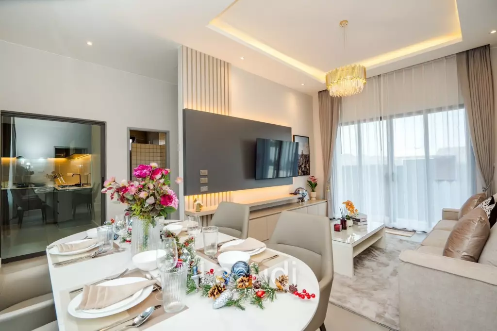 Modern 120 sqm 3-Bed Detached Home in Cha-Am with Courtyard Yard