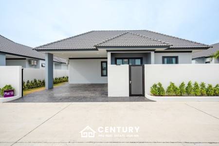 Modern 120 sqm 3-Bed Detached Home in Cha-Am with Courtyard Yard