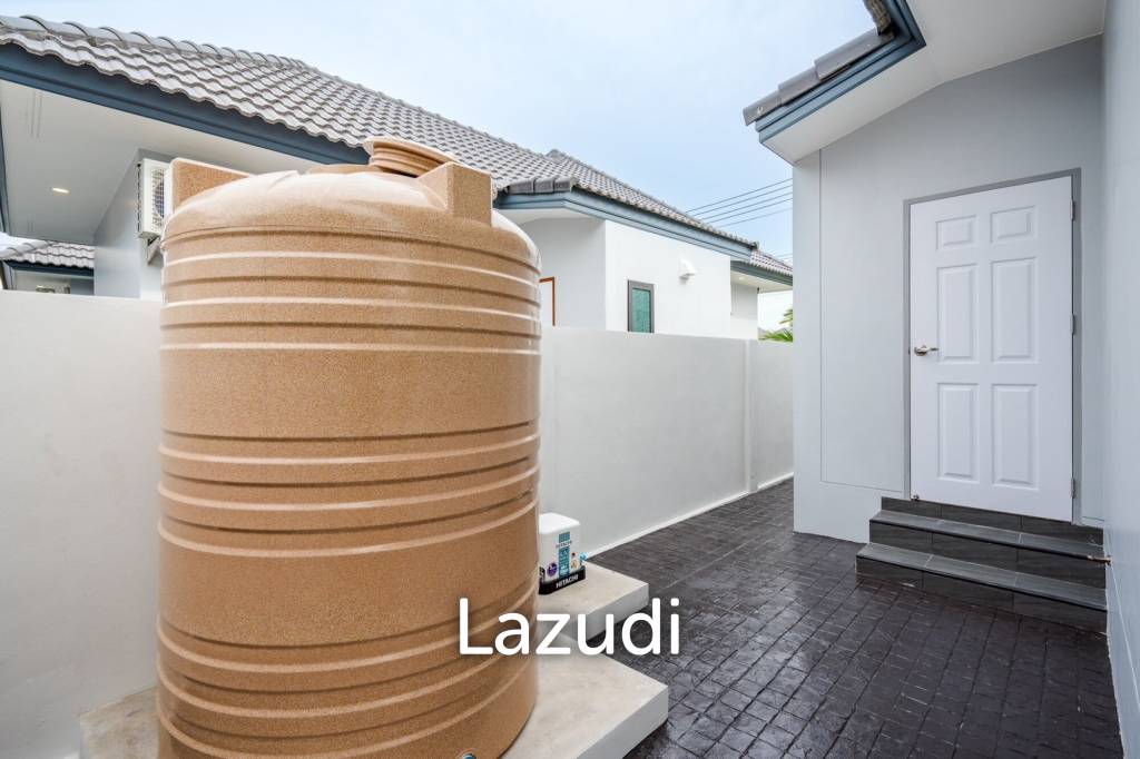 Modern 120 sqm 3-Bed Detached Home in Cha-Am with Courtyard Yard