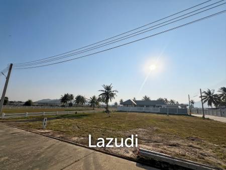 For Sale - 700 sqm Freehold Land Close to Palm Hill Golf Club