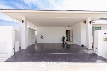 Modern pool villa in Thap Tai Hua Hin Eeden Luxe