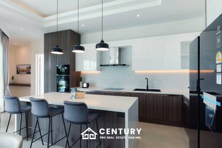 Modern pool villa in Thap Tai Hua Hin Eeden Luxe