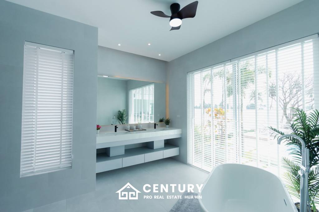 Modern pool villa in Thap Tai Hua Hin Eeden Luxe