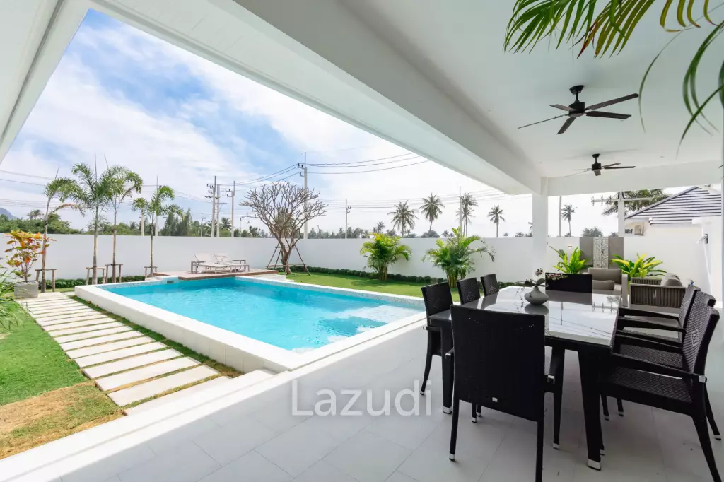 Modern Pool villa in Thap Tai Hua Hin Eeden Luxe