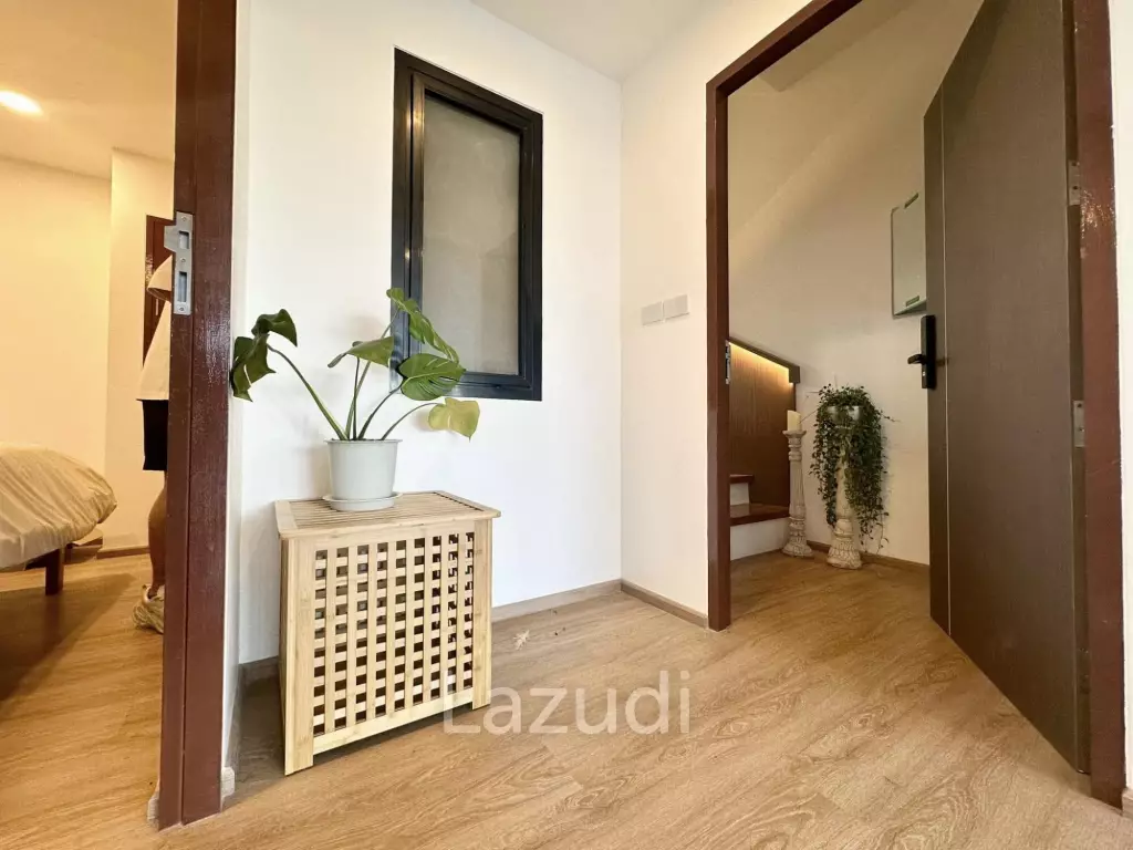 Spacious Seaview 4 Bedroom Pool Villa In Chalong