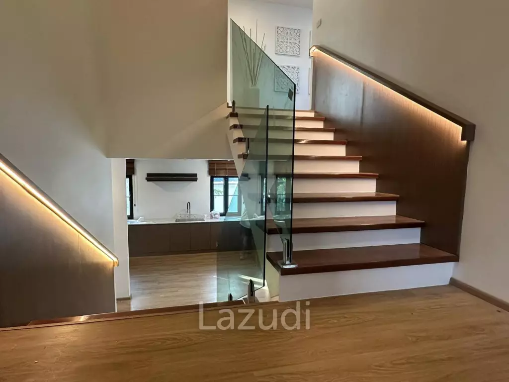Spacious Seaview 4 Bedroom Pool Villa In Chalong