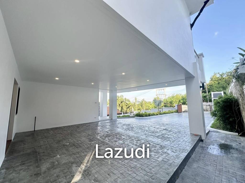 Spacious Seaview 4 Bedroom Pool Villa In Chalong