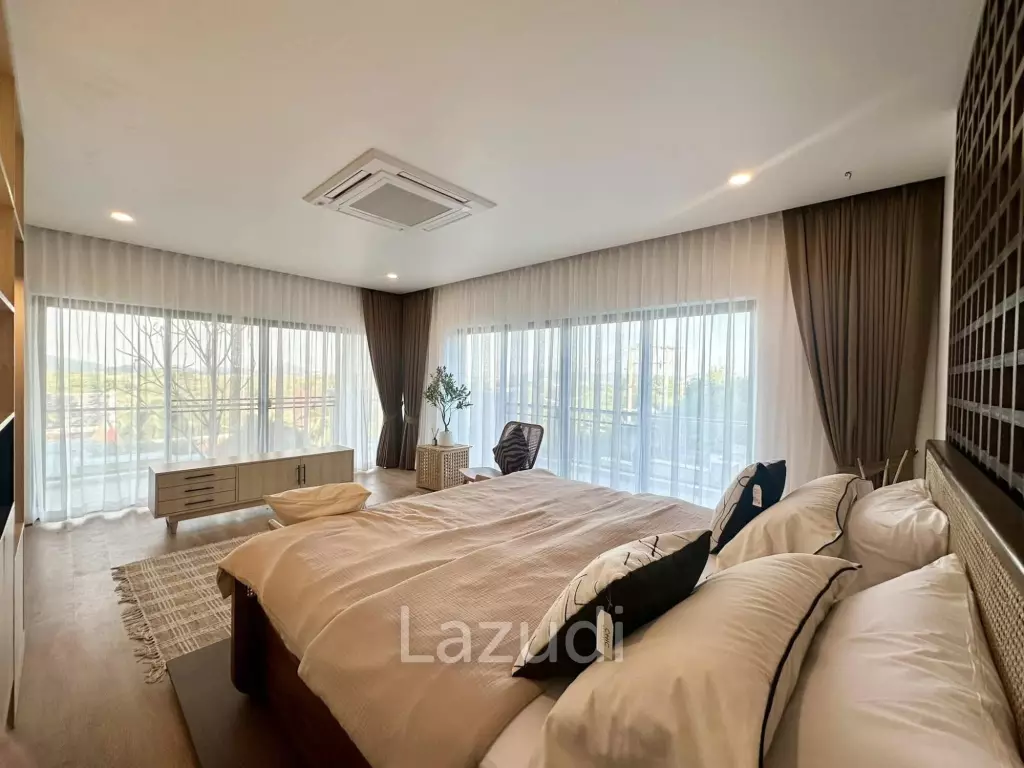 Spacious Seaview 4 Bedroom Pool Villa In Chalong