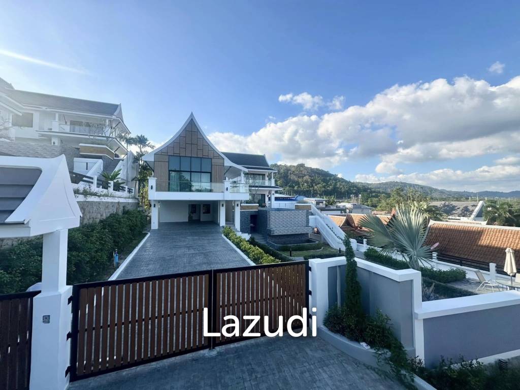 Spacious Seaview 4 Bedroom Pool Villa In Chalong