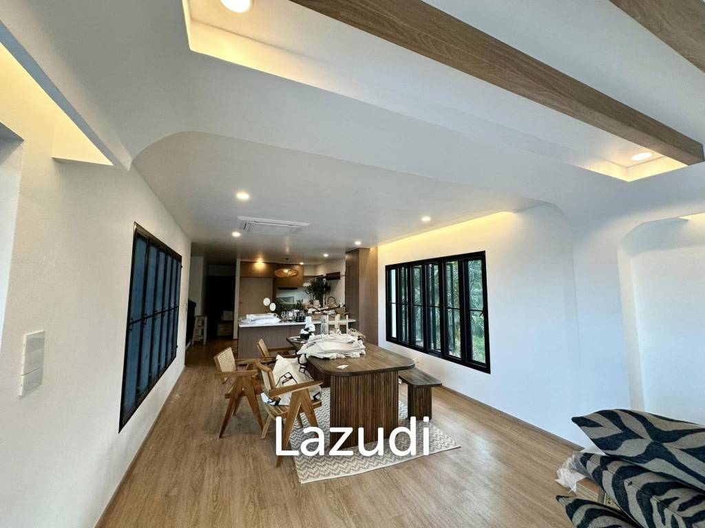 Spacious Seaview 4 Bedroom Pool Villa In Chalong