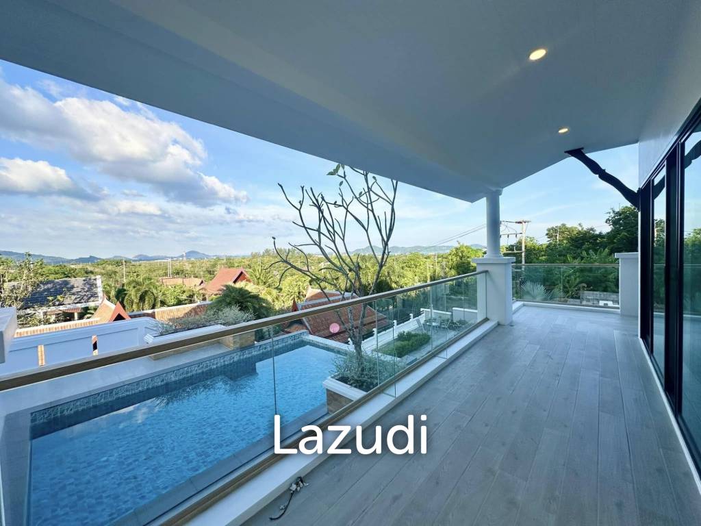 Spacious Seaview 4 Bedroom Pool Villa In Chalong