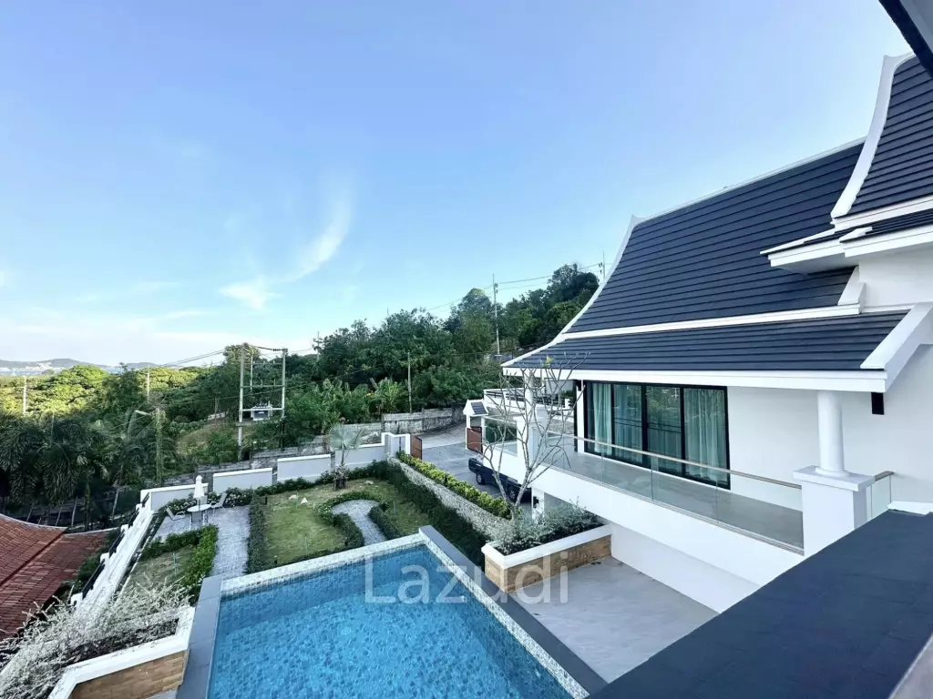 Spacious Seaview 4 Bedroom Pool Villa In Chalong