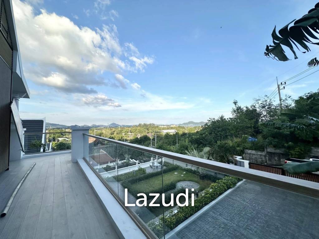 Spacious Seaview 4 Bedroom Pool Villa In Chalong