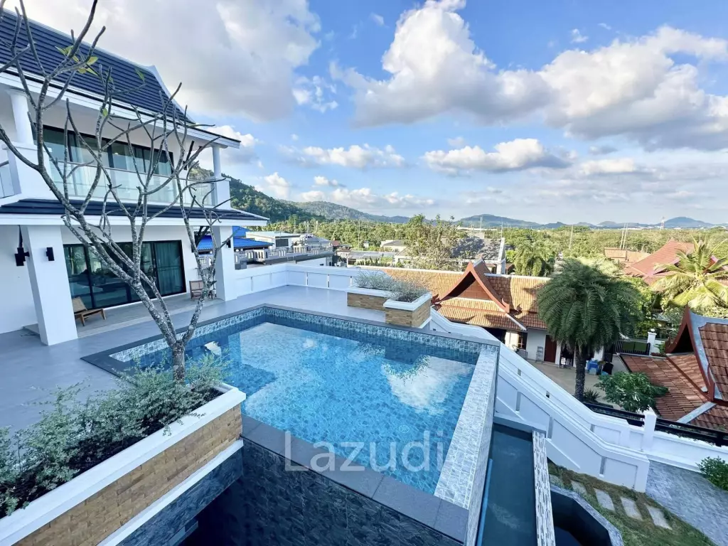 Spacious Seaview 4 Bedroom Pool Villa In Chalong
