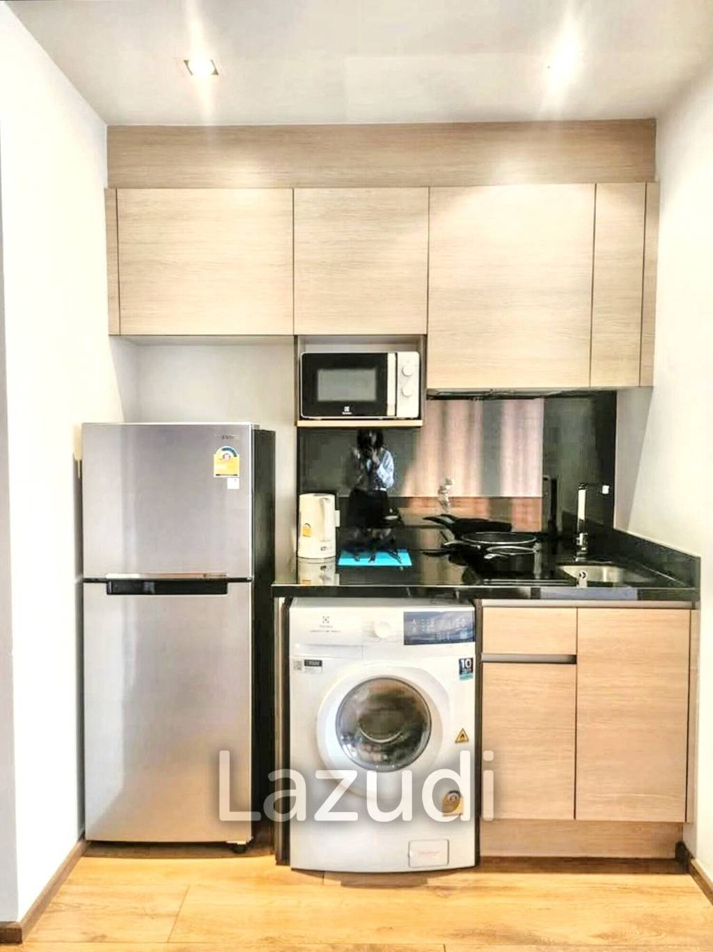 Studio 1 Bath 29 SQ.M Park Origin Phromphong
