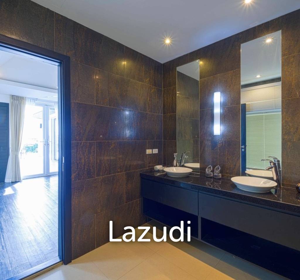 998 Sqm 5 Bed 4 Bath Villa For Sale