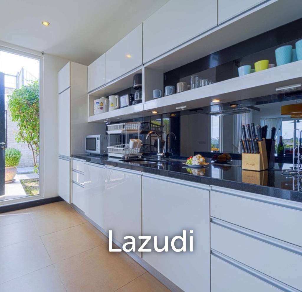 998 Sqm 5 Bed 4 Bath Villa For Sale