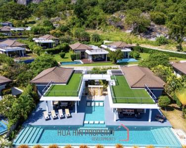 THE SPIRIT: 2 Luxury combined Pool Villas with 5 Bedrooms with stunning Sea Views