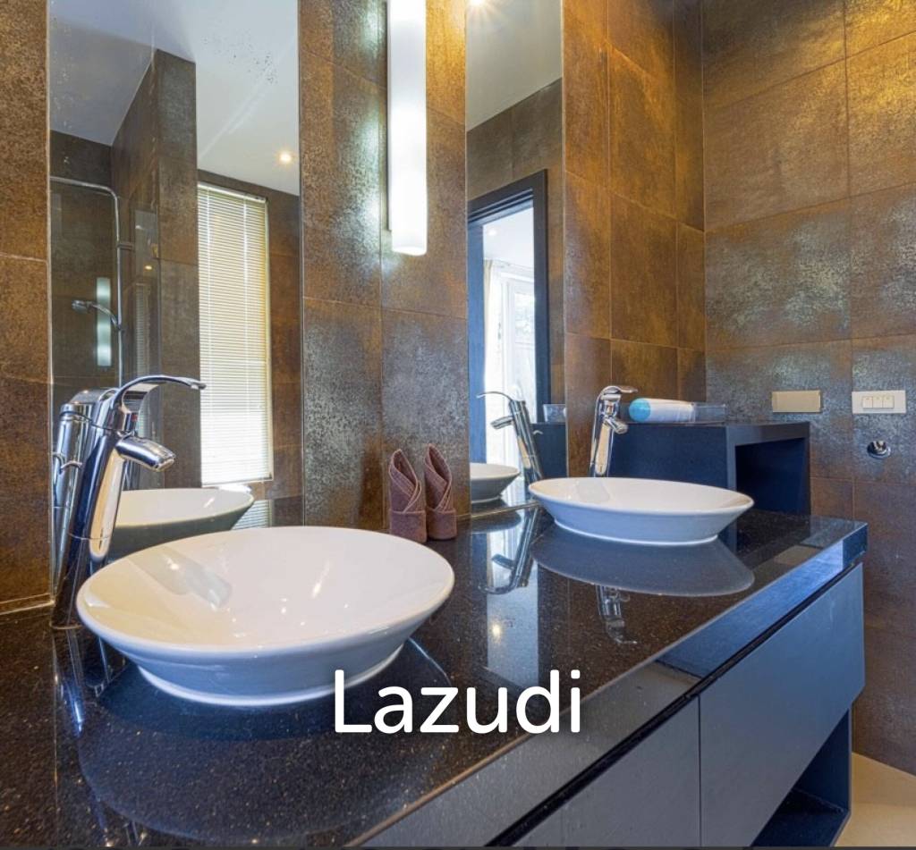 998 Sqm 5 Bed 4 Bath Villa For Sale