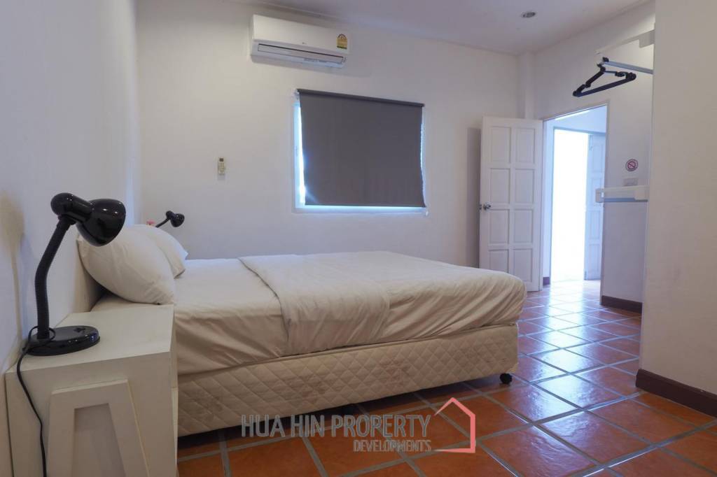 Investment opportunity : 12 townhouses to renovate