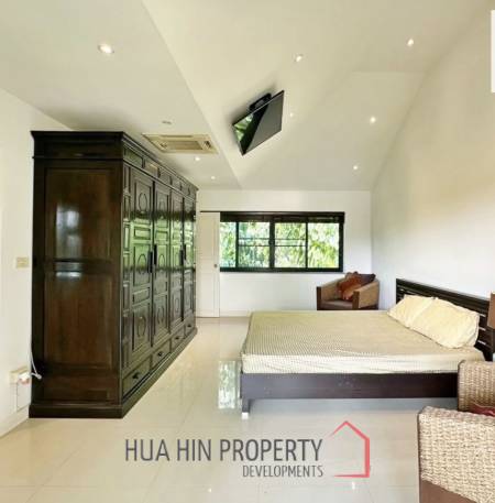 PALM HILL CONDO  : 3 bed utilities condo
