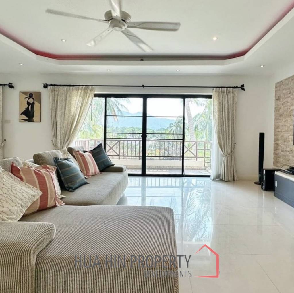 PALM HILL CONDO  : 3 bed utilities condo