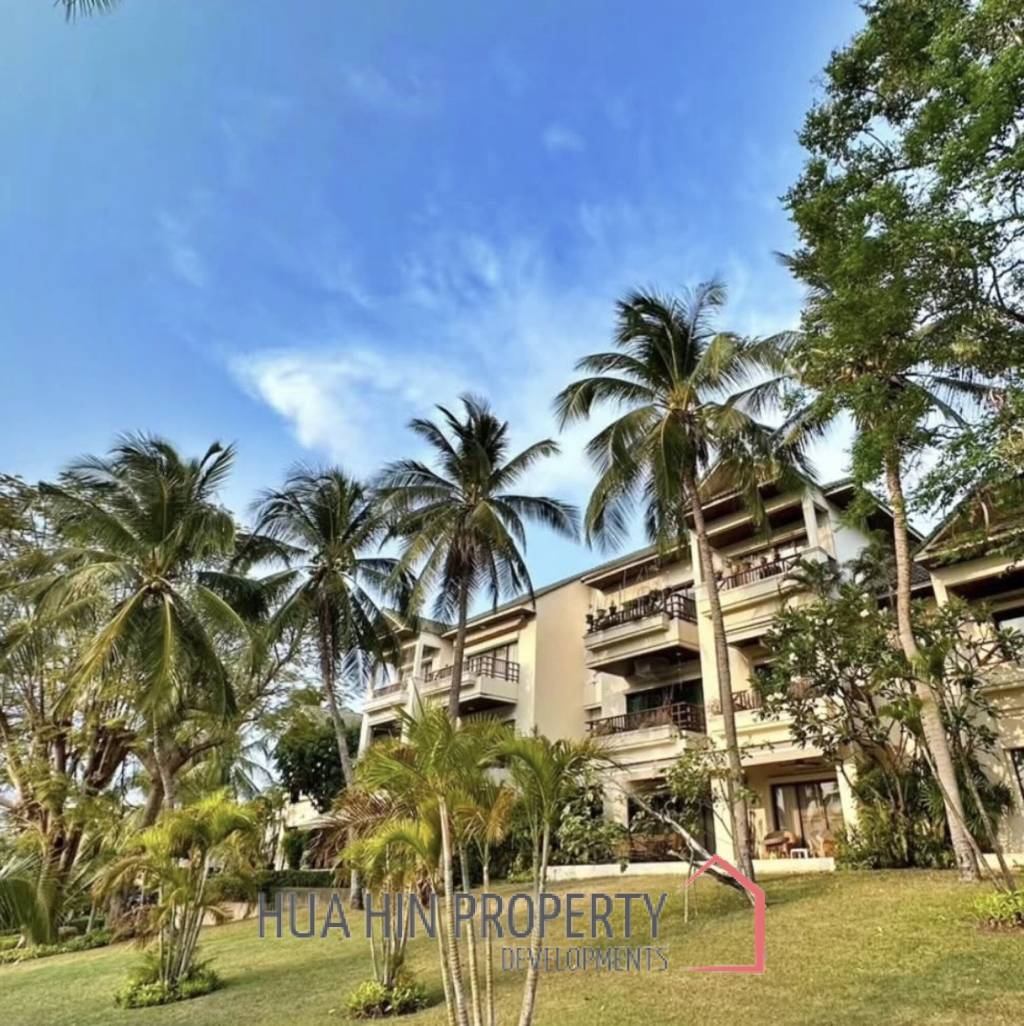 PALM HILL CONDO  : 3 bed utilities condo
