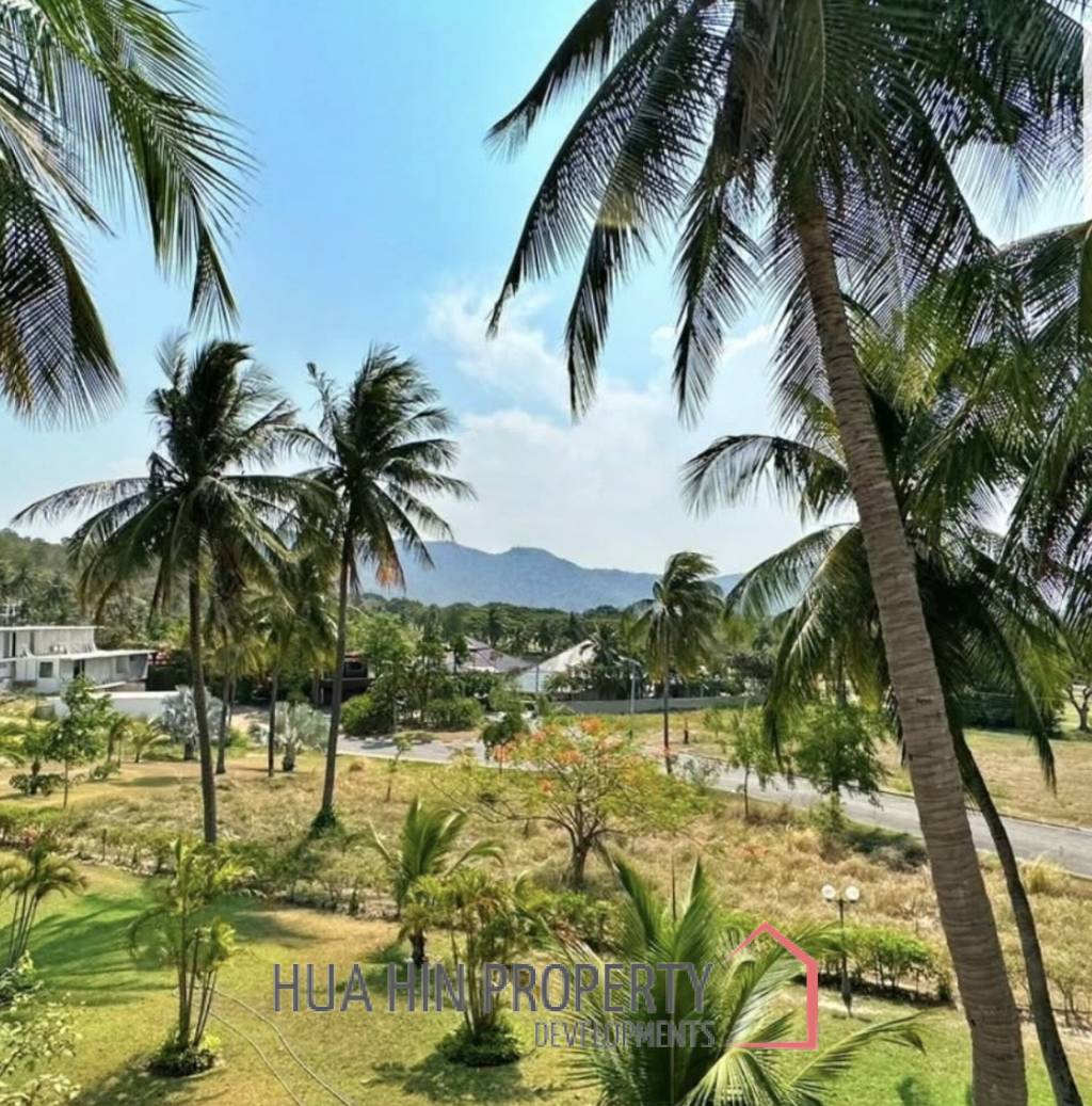 PALM HILL CONDO  : 3 bed utilities condo