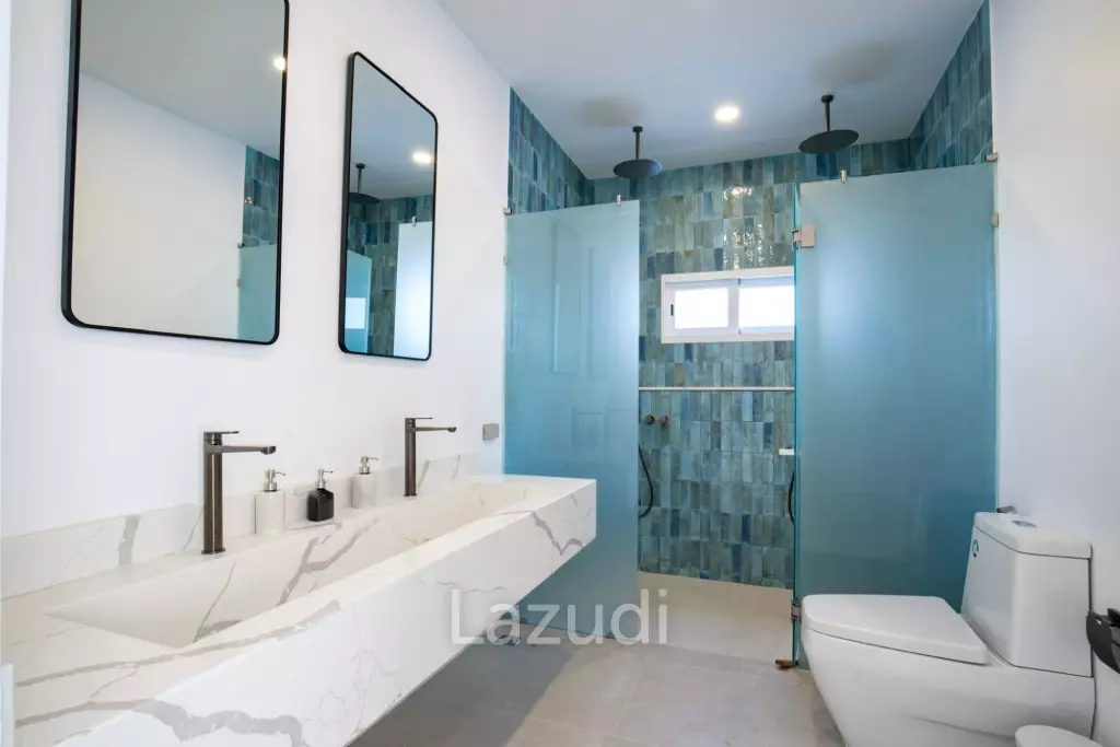 Modern 4-Bedroom Pool Villa in Rawai