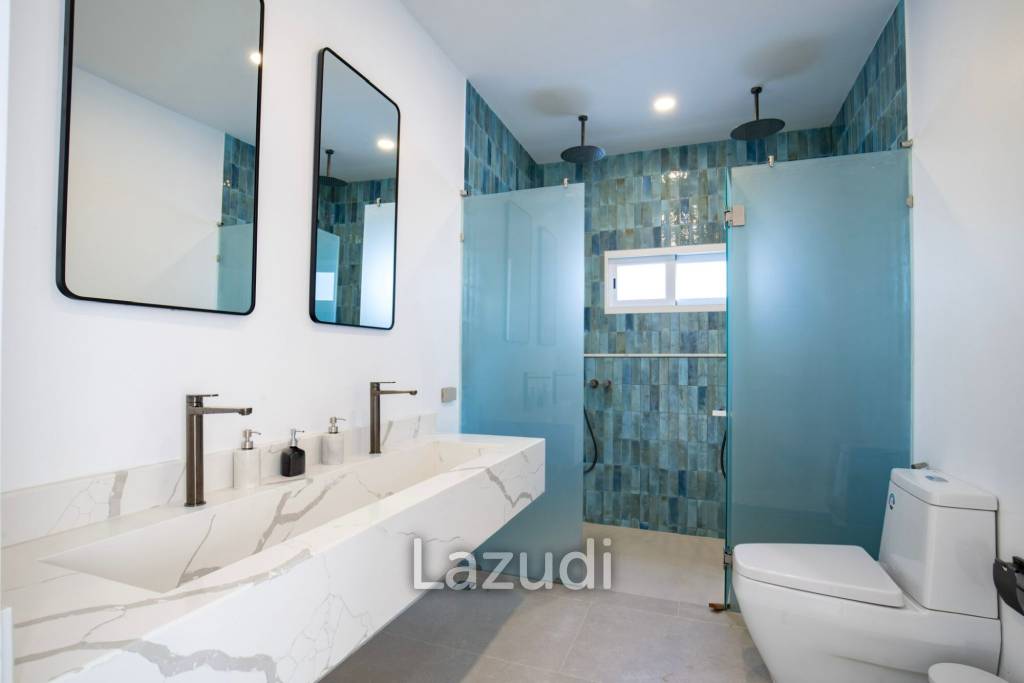 Modern 4-Bedroom Pool Villa in Rawai