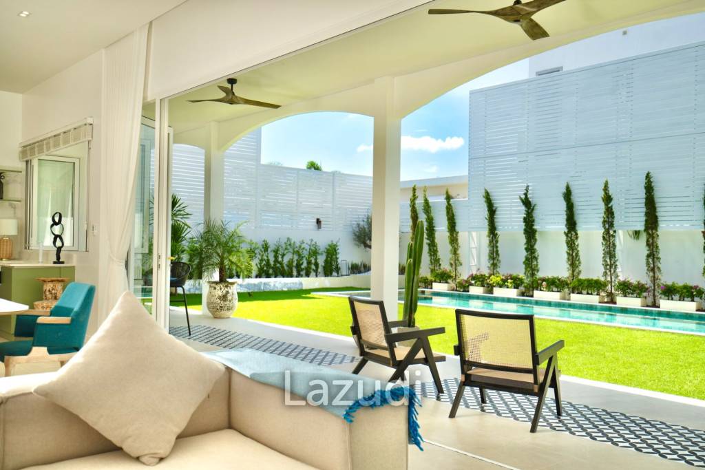 Modern 4-Bedroom Pool Villa in Rawai