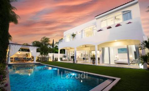 Modern 4-Bedroom Pool Villa in Rawai